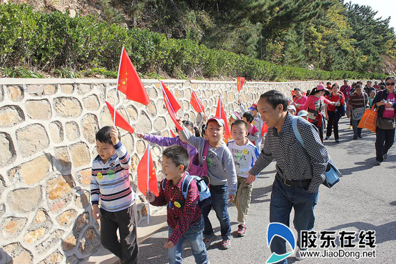 慎礼社区组织儿童亲近自然探索科学(图)