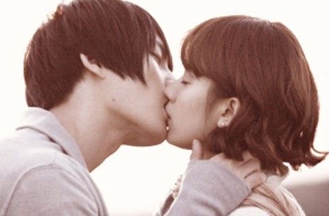 　　结交吻友，在日本新时代女性中蔚为流行。(资料图)