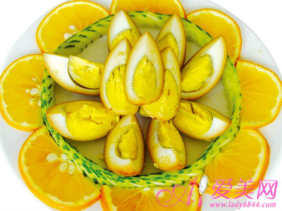中医3法+4类食物抗衰老 抹掉岁月痕迹