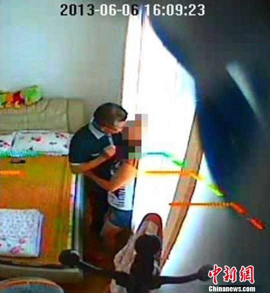 徐某在网上举报的图片。(截图)