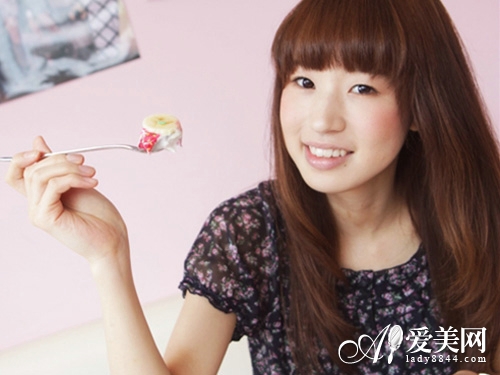  春夏润肤先润肺! 多吃10种食物 润肺补水 