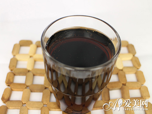  春夏润肤先润肺! 多吃10种食物 润肺补水 