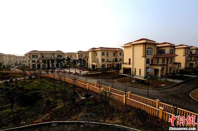 华蓥富豪建别墅赠乡亲续：多修20套欲变现(图)