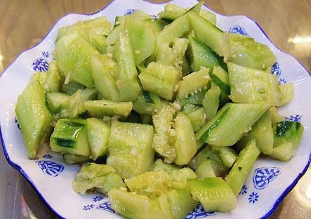 养生保健:6款黄瓜刮油食谱越吃越瘦