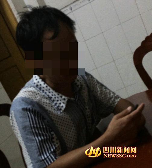 泸州医生偷拍浴室被女护士发现 称为自拍与妻共浴(图)