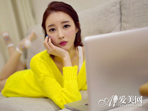 女人脸部最易显老态! 当心脸部的7个老化危机
