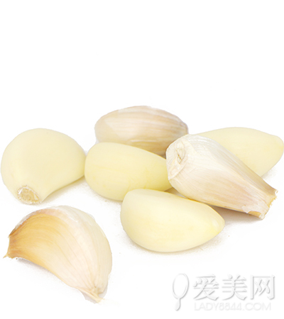  花生能排肠毒！推荐15种高效排毒食物 