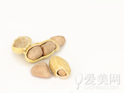  花生能排肠毒！推荐15种高效排毒食物 