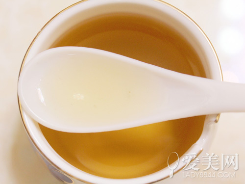  花生能排肠毒！推荐15种高效排毒食物 