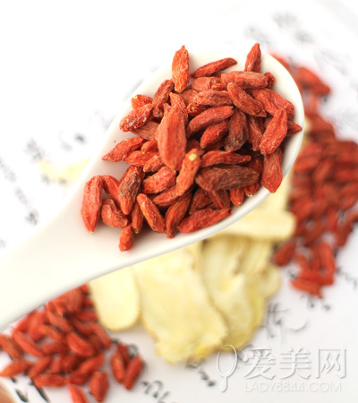 肝毒不除小心乳腺增生!五脏排毒法
