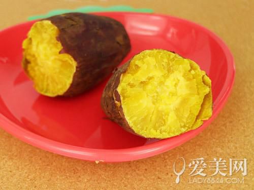 小肚腩最难减?从内脏脂肪入手 4招击破