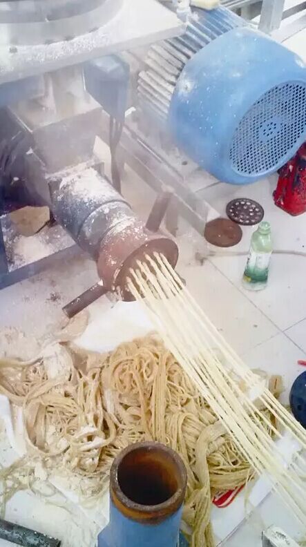 一包辣条的制作真相