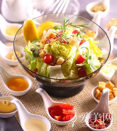 酸奶变酸=品质下降! 警惕食物的8种