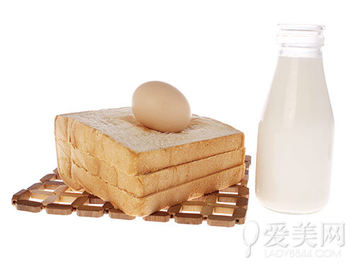 好循环击退暗沉 3招重现红润亮采美肌