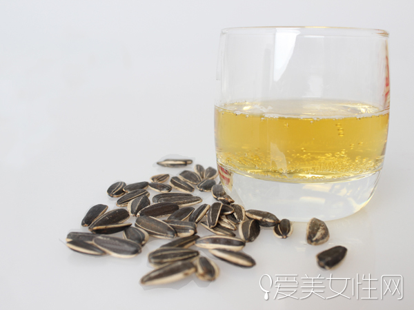 口臭的罪魁祸首 四种食物你小心吃