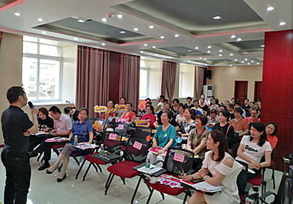 泸州:江阳区匠心社区便民服务创投项目评审会获圆满成功(图7) 泸州:江阳区匠心社区便民服务创投项目评审会获圆满成功(图7)