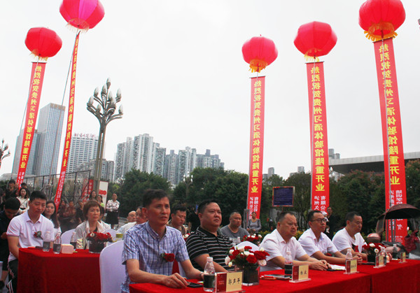 贵州习酒体验馆泸州开业 经销商联手捐资泸县地震灾区(图3) 贵州习酒体验馆泸州开业 经销商联手捐资泸县地震灾区(图3)