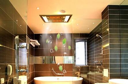 天冷开浴霸 小心会灼伤宝宝眼睛